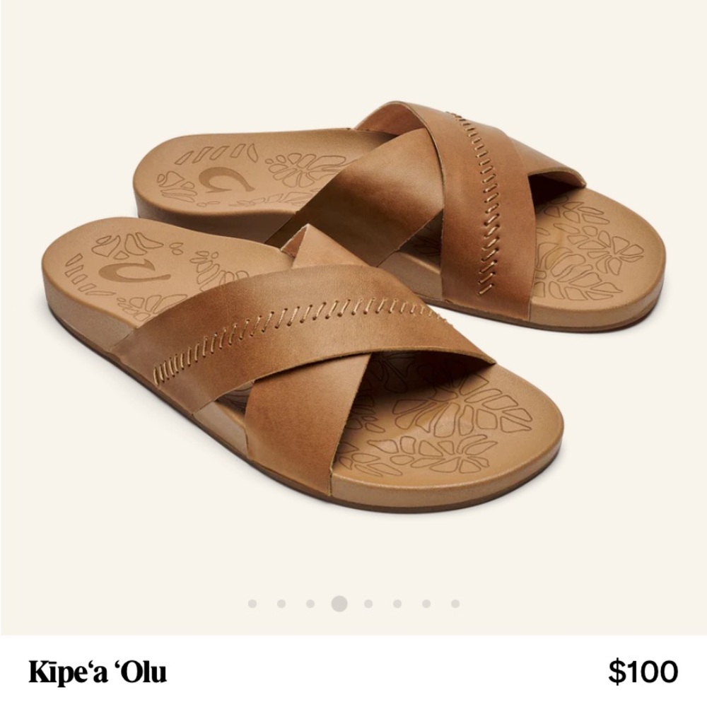 Olukai comfort sandal in tan. Women’s.